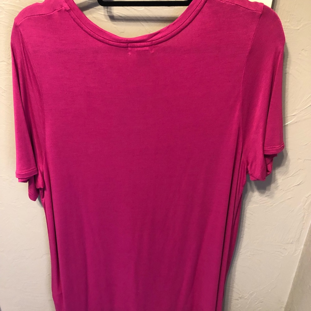 Pink V neck - Picture 2 of 3
